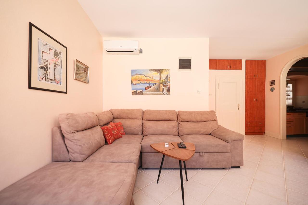 Two Bedroom Apartment In City Center Igor Zara Esterno foto