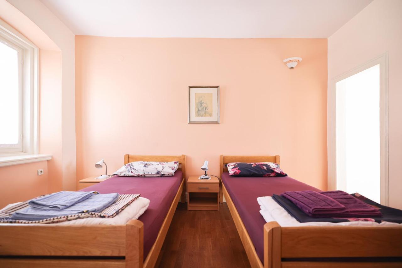 Two Bedroom Apartment In City Center Igor Zara Esterno foto