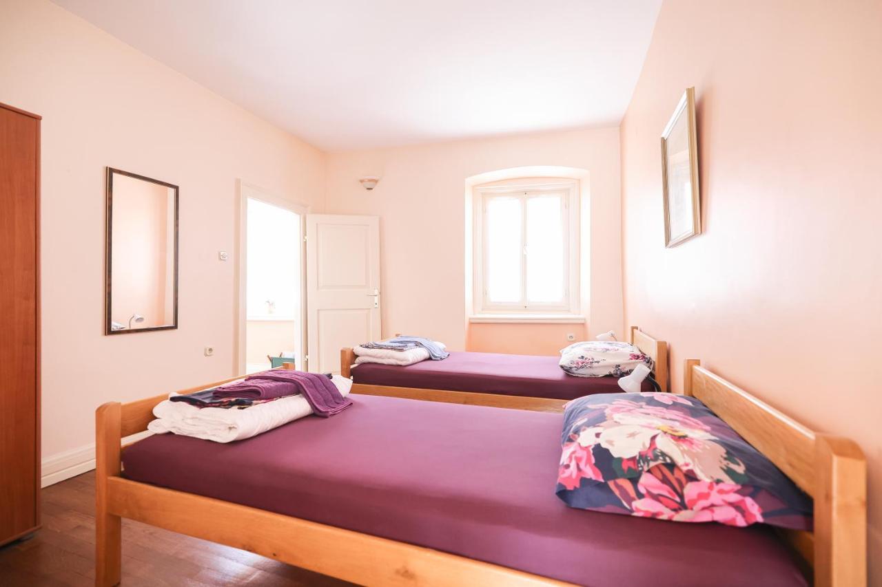 Two Bedroom Apartment In City Center Igor Zara Esterno foto