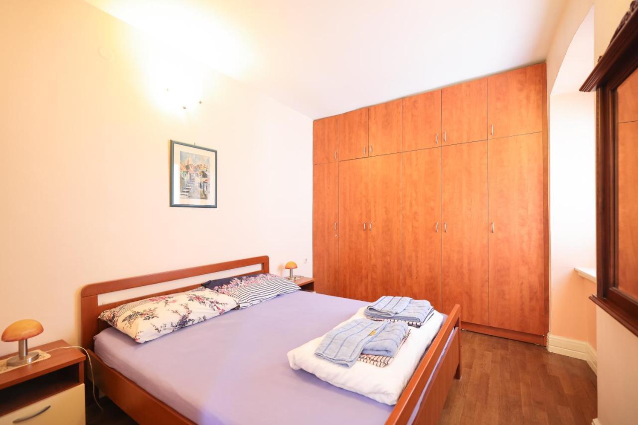 Two Bedroom Apartment In City Center Igor Zara Esterno foto